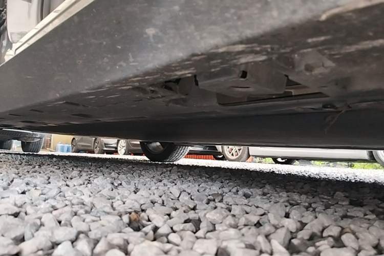 Used XPeng MONA M03 2024 620 with Ultra-Long Range Right Side Sill