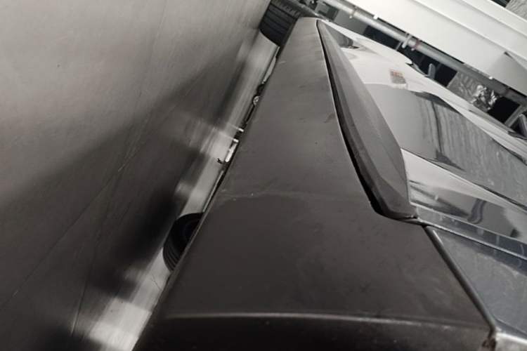 Used XPeng MONA M03 2024 620 with Ultra-Long Range Right Side Sill