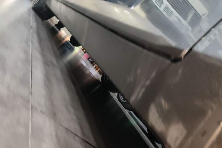 Used XPeng MONA M03 2024 620 with Ultra-Long Range Right Side Sill