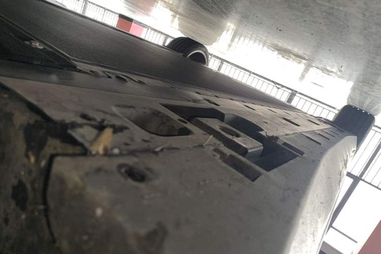 Used XPeng MONA M03 2024 620 with Ultra-Long Range Right Side Sill