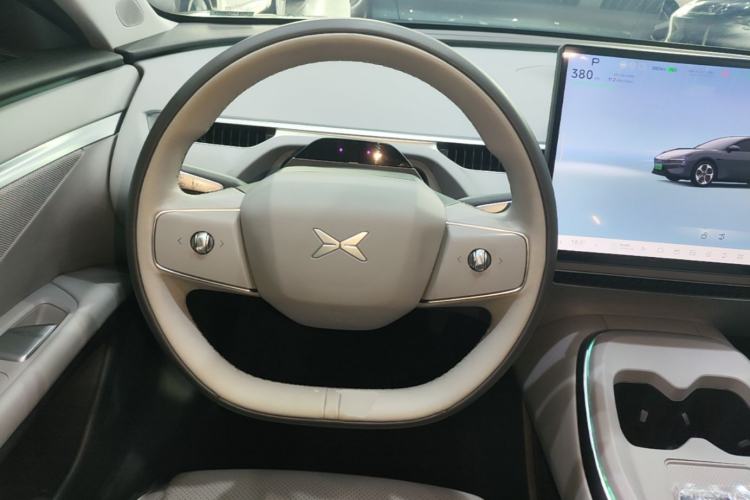 Used XPeng MONA M03 2024 620 with Ultra-Long Range Steering Wheel