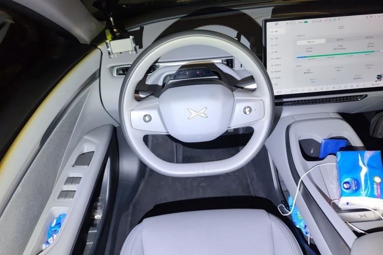 Used XPeng MONA M03 2024 620 with Ultra-Long Range Steering Wheel