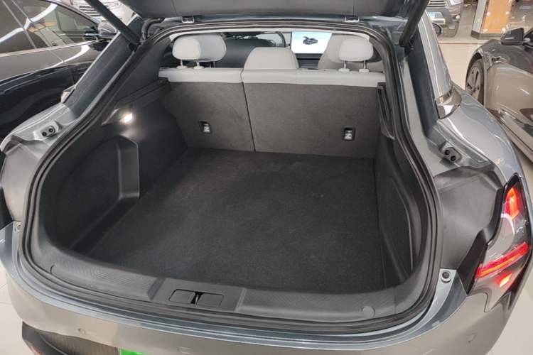 Used XPeng MONA M03 2024 620 with Ultra-Long Range Trunk