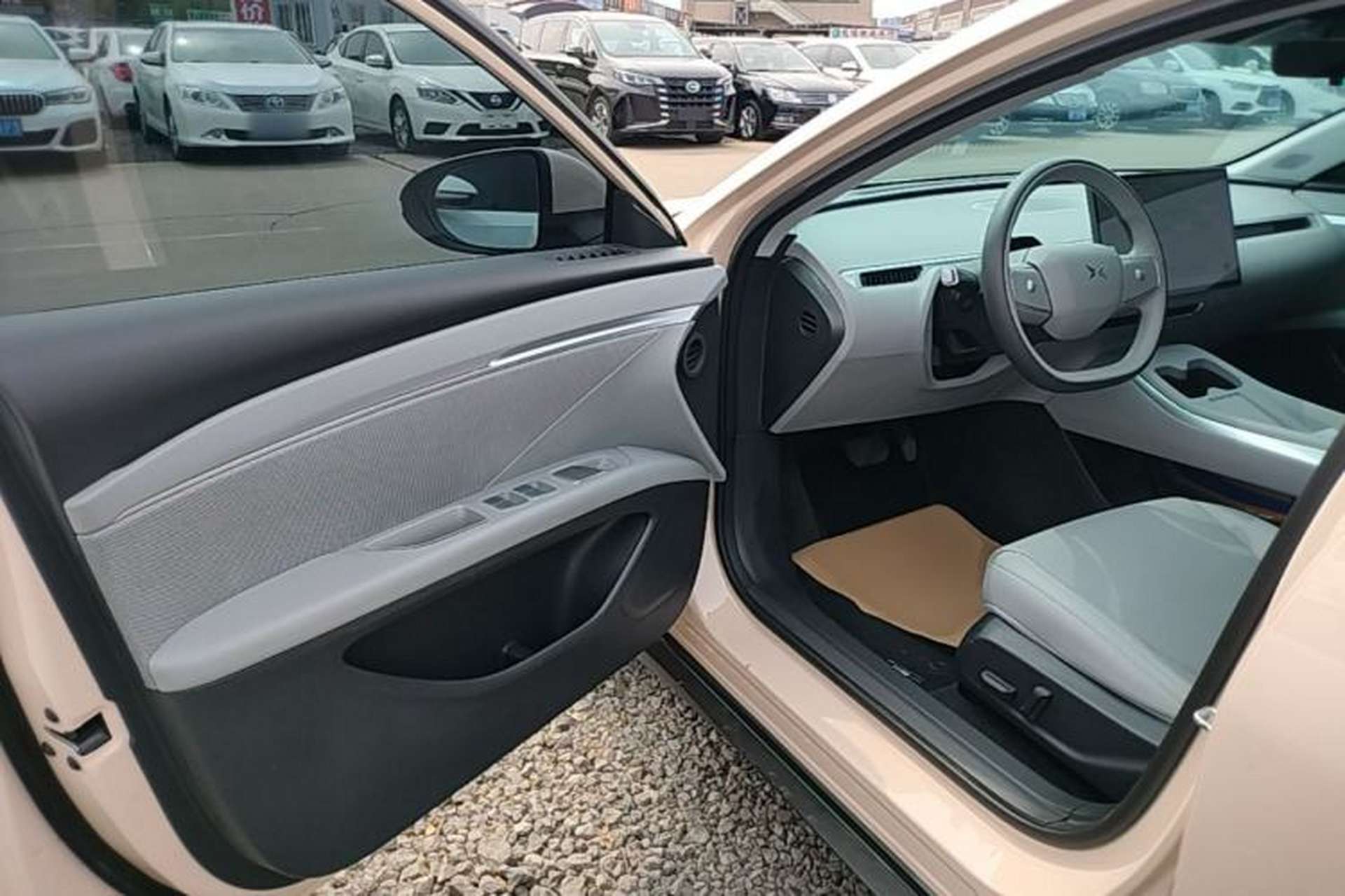 Used XPeng MONA M03 2024 620 with Ultra-Long Range Driver Seat