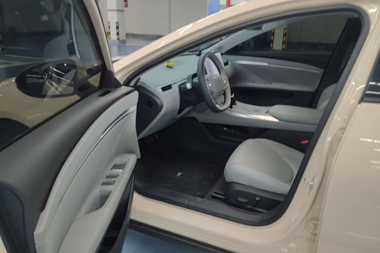 Used XPeng MONA M03 2024 620 with Ultra-Long Range Driver Seat