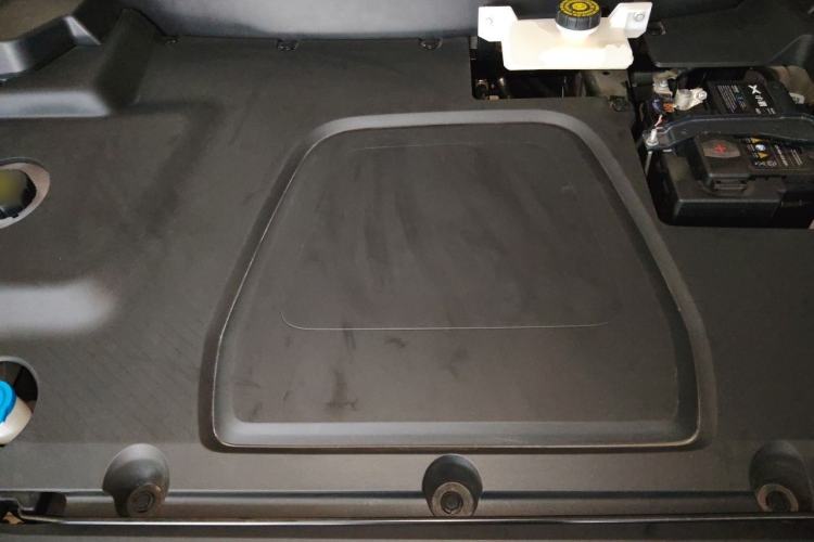 Used XPeng MONA M03 2024 620 with Ultra-Long Range Engine Bay
