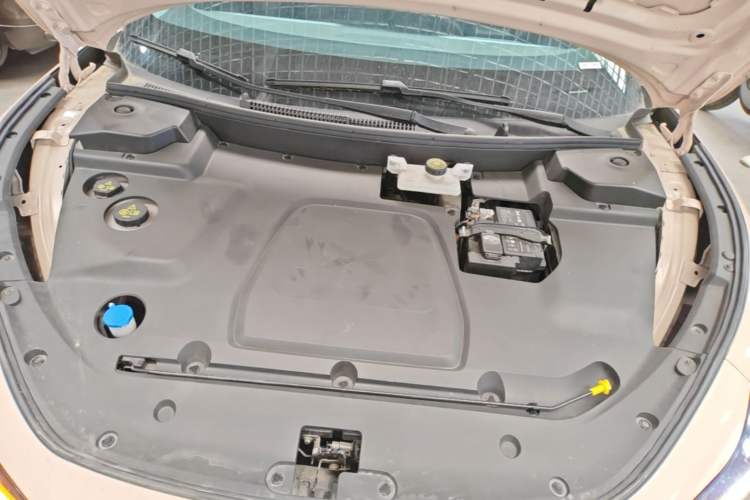 Used XPeng MONA M03 2024 620 with Ultra-Long Range Engine Bay