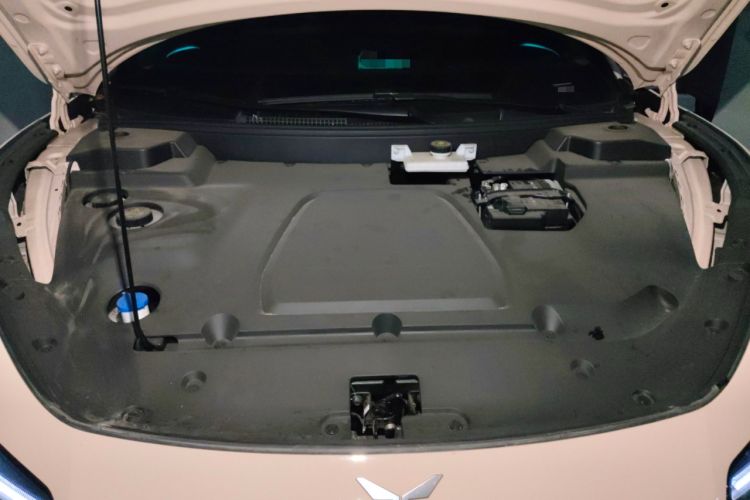 Used XPeng MONA M03 2024 620 with Ultra-Long Range Engine Bay