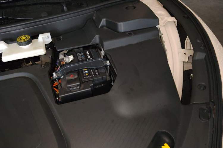 Used XPeng MONA M03 2024 620 with Ultra-Long Range Engine Bay Left