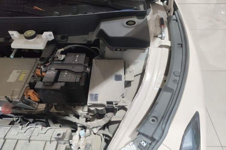 Used XPeng MONA M03 2024 620 with Ultra-Long Range Engine Bay Left