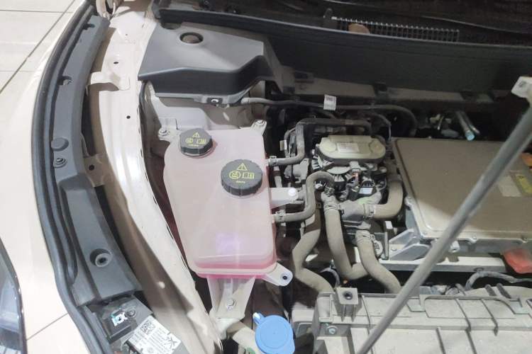 Used XPeng MONA M03 2024 620 with Ultra-Long Range Engine Bay Right