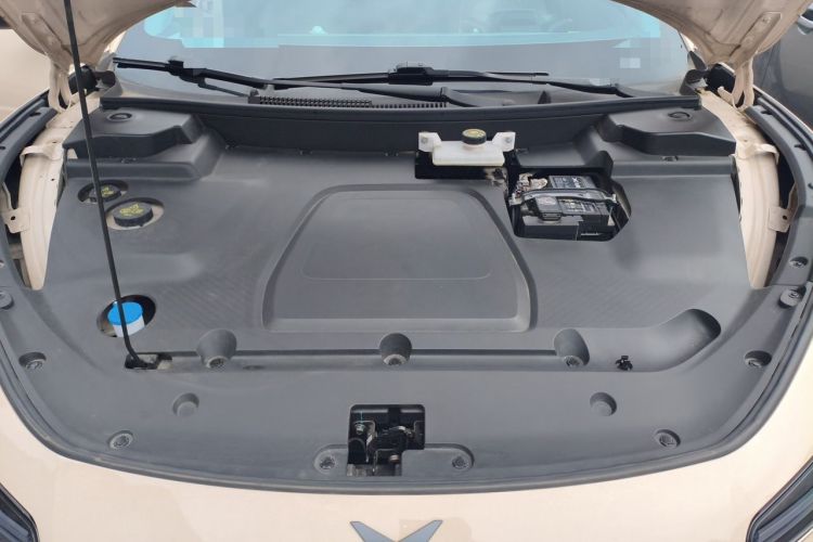 Used XPeng MONA M03 2024 620 with Ultra-Long Range Engine Bay