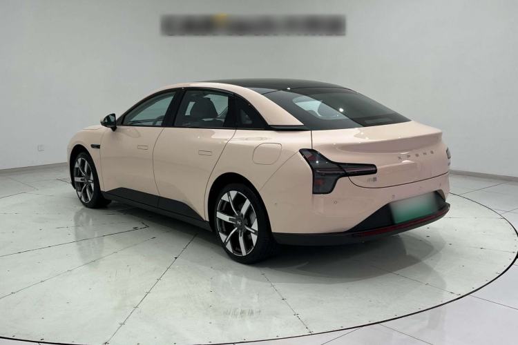Used XPeng MONA M03 2024 620 with Ultra-Long Range Exterior 2
