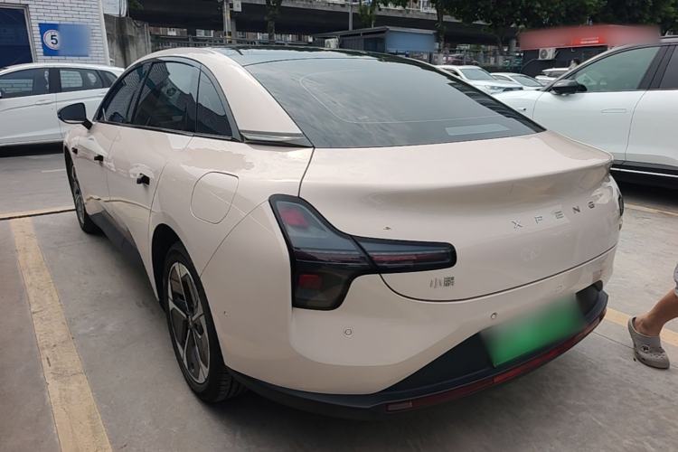 Used XPeng MONA M03 2024 620 with Ultra-Long Range Exterior 2