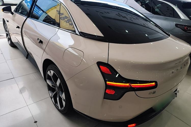 Used XPeng MONA M03 2024 515 Long-Range Exterior 2