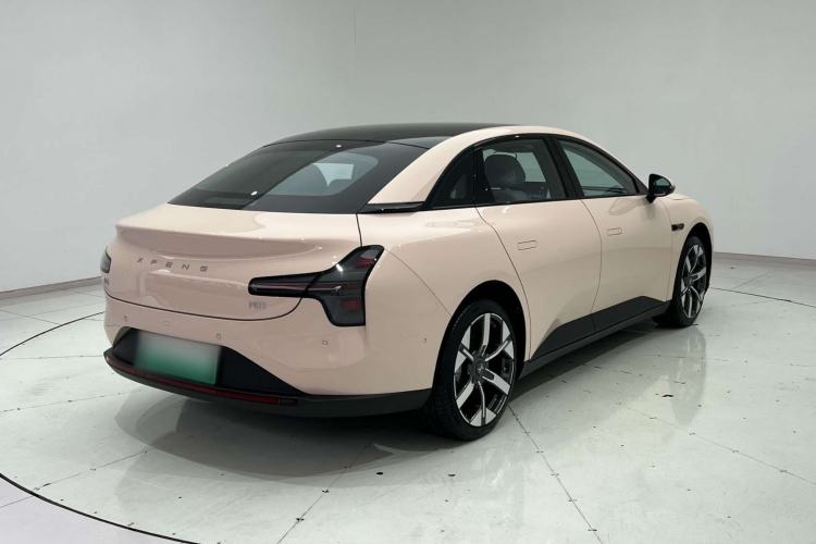 Used XPeng MONA M03 2024 620 with Ultra-Long Range Exterior 3