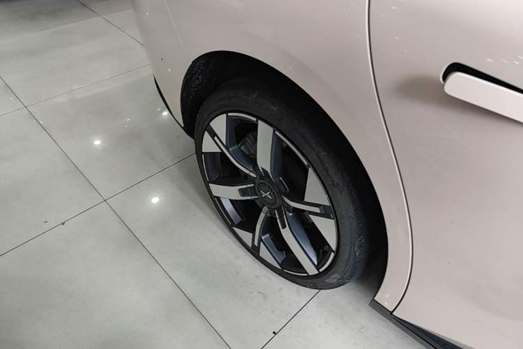 Used XPeng MONA M03 2024 515 Long-Range Exterior 5