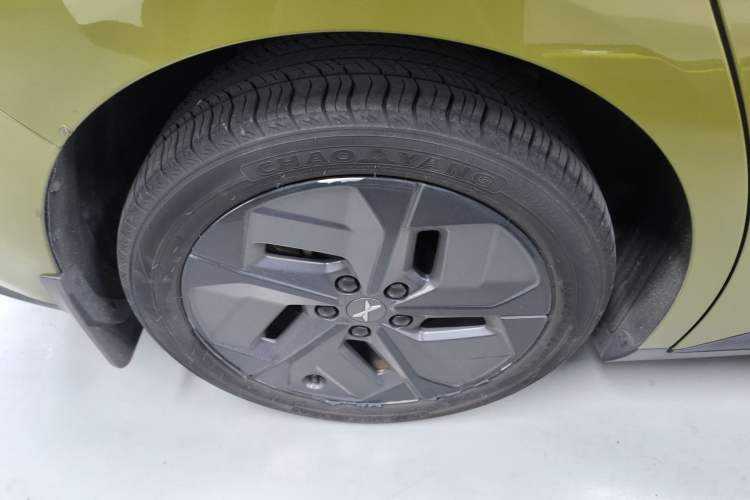 Used XPeng MONA M03 2024 620 with Ultra-Long Range Exterior 8