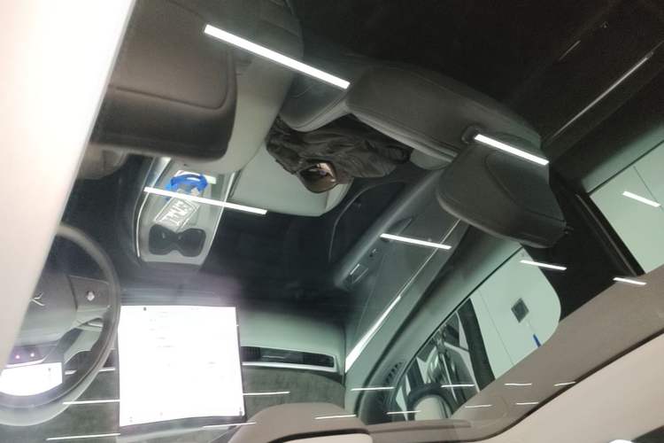 Used XPeng MONA M03 2024 620 with Ultra-Long Range Headliner