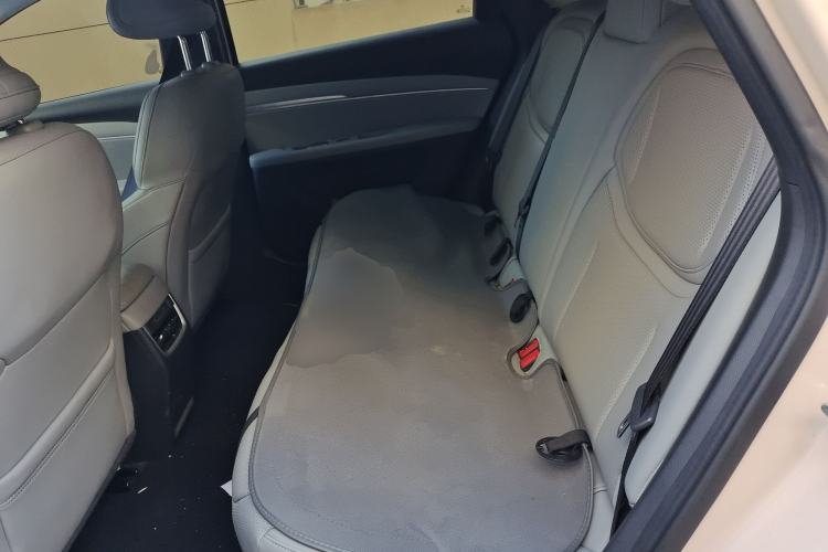 Used XPeng MONA M03 2024 620 with Ultra-Long Range Interior 4