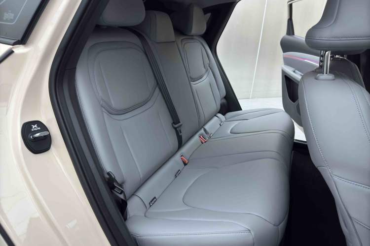 Used XPeng MONA M03 2024 515 Long-Range Interior 7