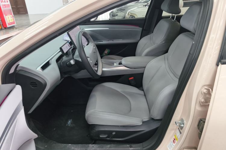 Used XPeng MONA M03 2024 580 with Ultra-Long Range Max Left Front Seat