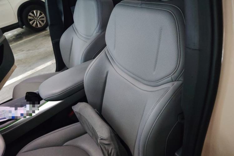 Used XPeng MONA M03 2024 620 with Ultra-Long Range Left Front Seat
