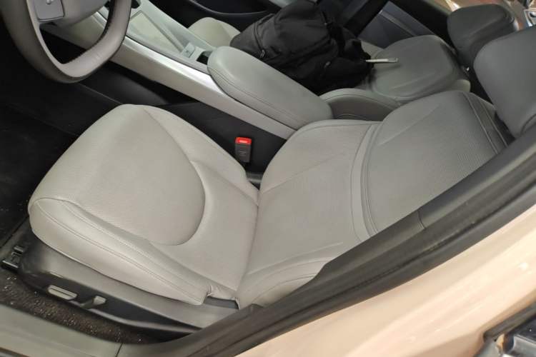 Used XPeng MONA M03 2024 620 with Ultra-Long Range Left Front Seat