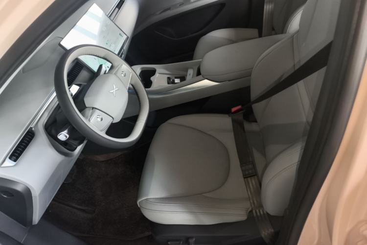Used XPeng MONA M03 2024 620 with Ultra-Long Range Left Front Seat