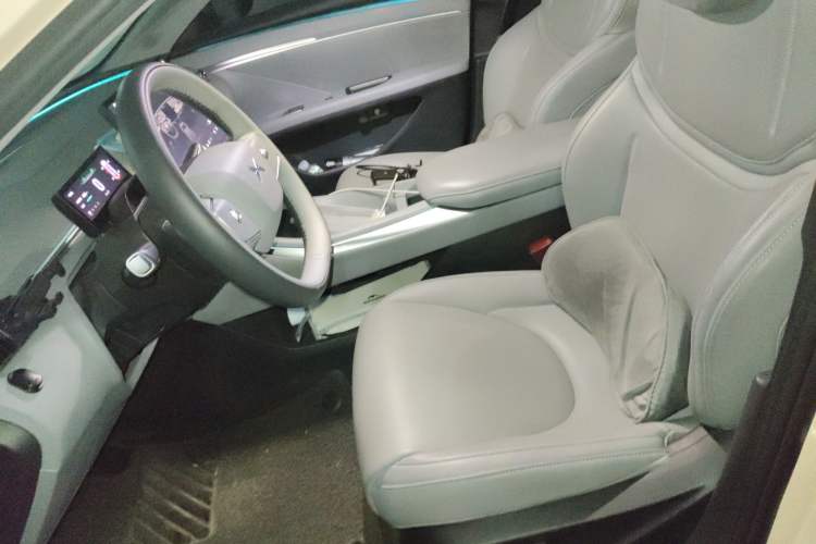Used XPeng MONA M03 2024 620 with Ultra-Long Range Left Front Seat