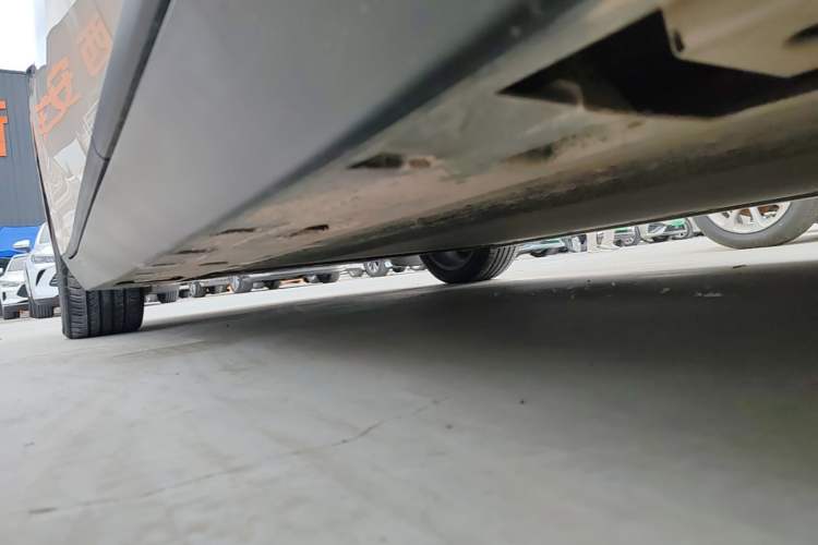 Used XPeng MONA M03 2024 620 with Ultra-Long Range Left Side Sill