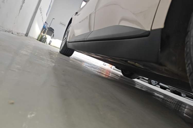 Used XPeng MONA M03 2024 620 with Ultra-Long Range Left Side Sill