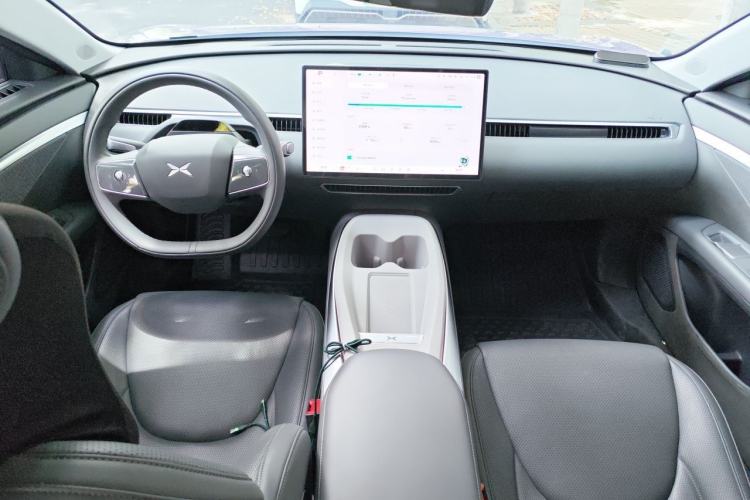 Used XPeng MONA M03 2024 620 with Ultra-Long Range Center Console