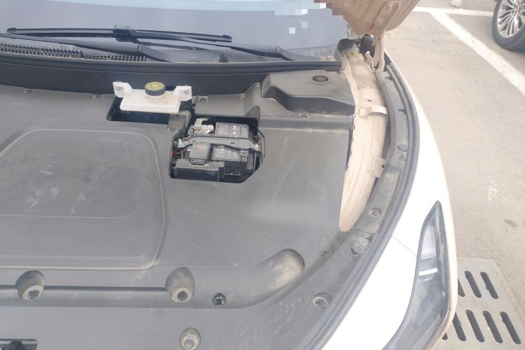 Used XPeng MONA M03 2024 620 with Ultra-Long Range Engine Bay Left
