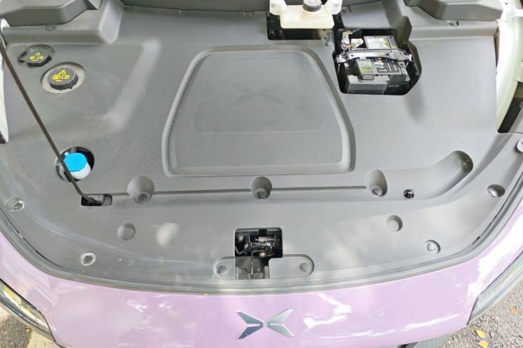 Used XPeng MONA M03 2024 620 with Ultra-Long Range Engine Bay