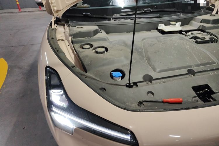 Used XPeng MONA M03 2024 620 with Ultra-Long Range Engine Bay Right