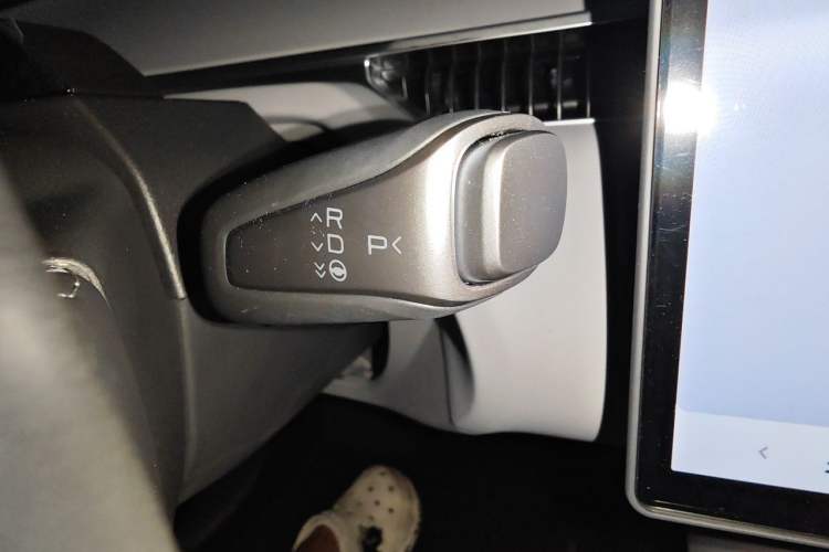 Used XPeng MONA M03 2024 515 Long-Range Gear Lever