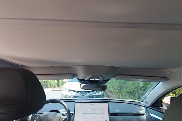Used XPeng MONA M03 2024 620 with Ultra-Long Range Headliner