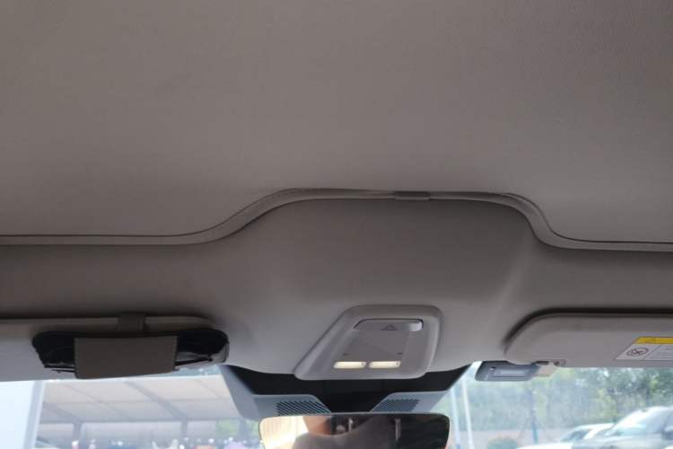 Used XPeng MONA M03 2024 620 with Ultra-Long Range Headliner