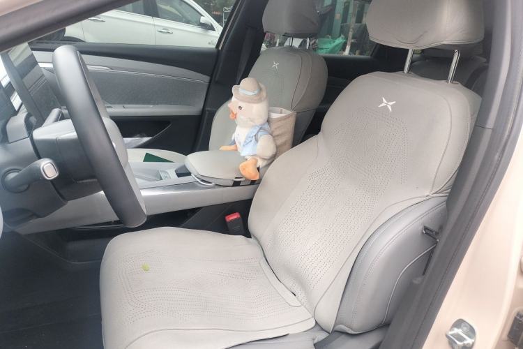 Used XPeng MONA M03 2024 620 with Ultra-Long Range Left Front Seat