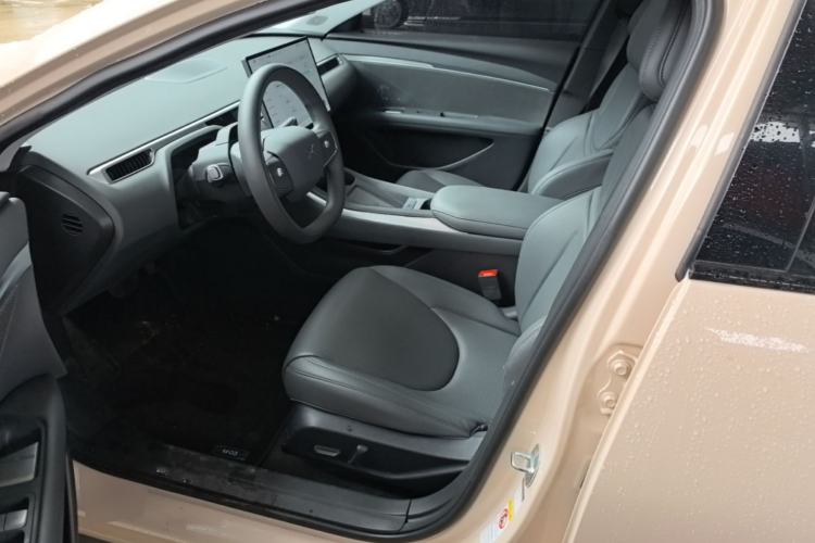 Used XPeng MONA M03 2024 620 with Ultra-Long Range Left Front Seat