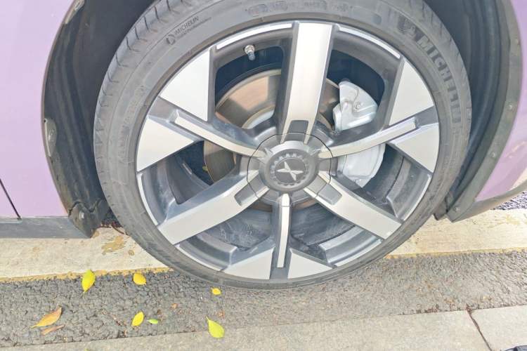 Used XPeng MONA M03 2024 620 with Ultra-Long Range Right Front Wheel Hub