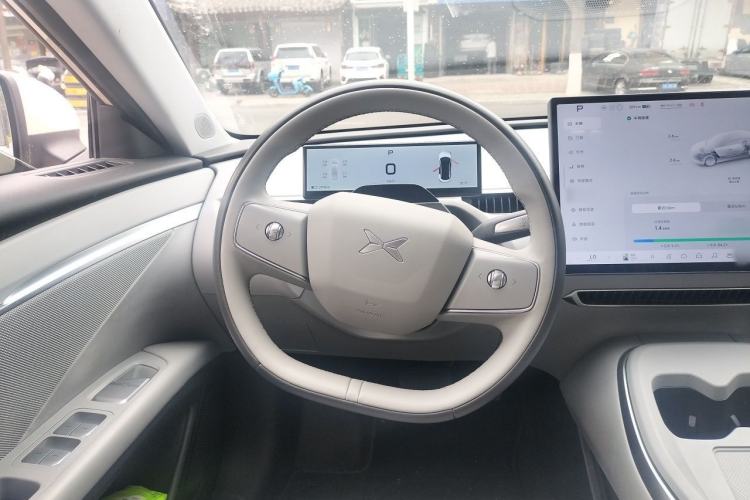 Used XPeng MONA M03 2024 620 with Ultra-Long Range Steering Wheel