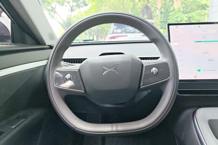 Used XPeng MONA M03 2024 620 with Ultra-Long Range Steering Wheel