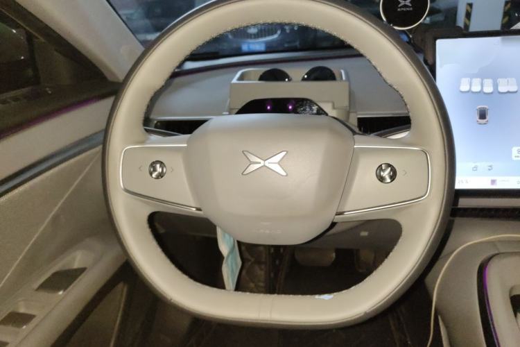 Used XPeng MONA M03 2024 620 with Ultra-Long Range Steering Wheel