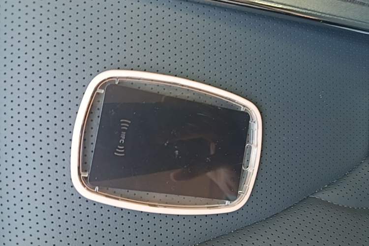 Used XPeng MONA M03 2024 620 with Ultra-Long Range Vehicle Key