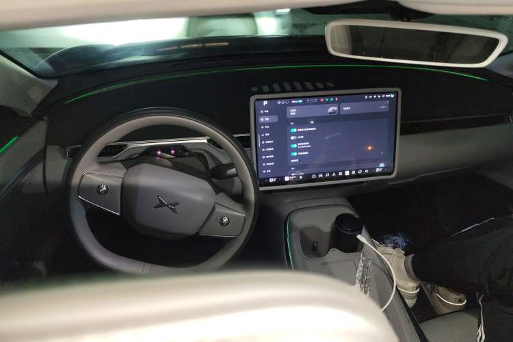 Used XPeng MONA M03 2024 620 with Ultra-Long Range Center Console