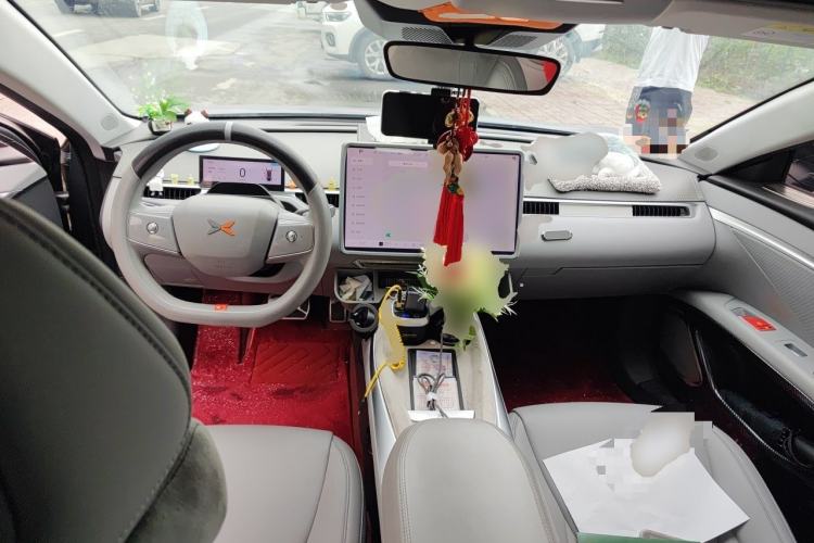 Used XPeng MONA M03 2024 515 Long-Range Center Console