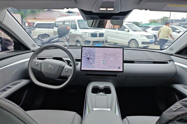 Used XPeng MONA M03 2024 620 with Ultra-Long Range Center Console