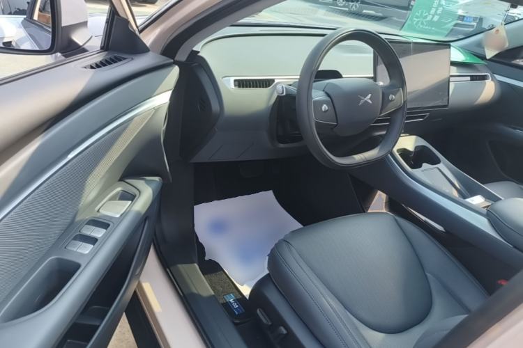 Used XPeng MONA M03 2024 620 with Ultra-Long Range Driver Seat